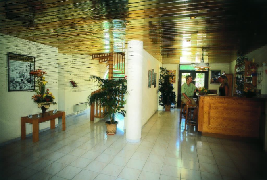 Hotel Lou Paouvadou Sainte-Maxime Eksteriør bilde